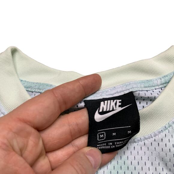 Nike Tie Dye Cropped Circle Swoosh Jersey Athletic Tee Shirt Medium - Picture 4 of 5